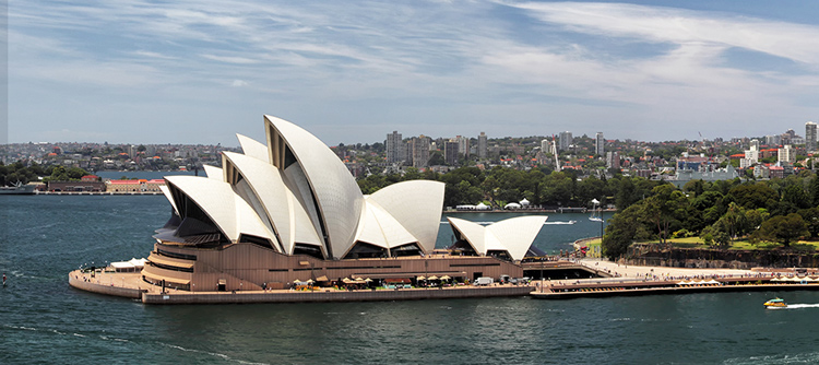 Sydney Harbor Opera House, Australia
